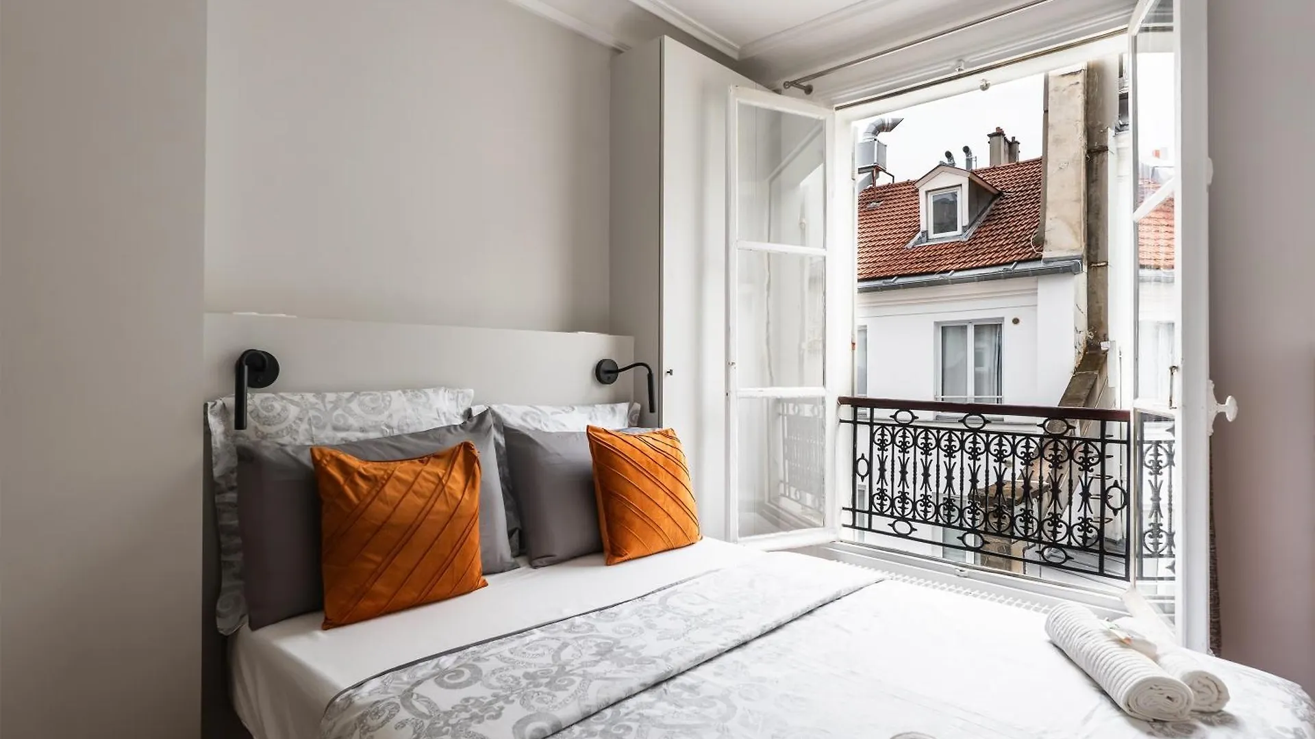 Apartament Le Reflet Parisien - Appt Pour 4 Paryż