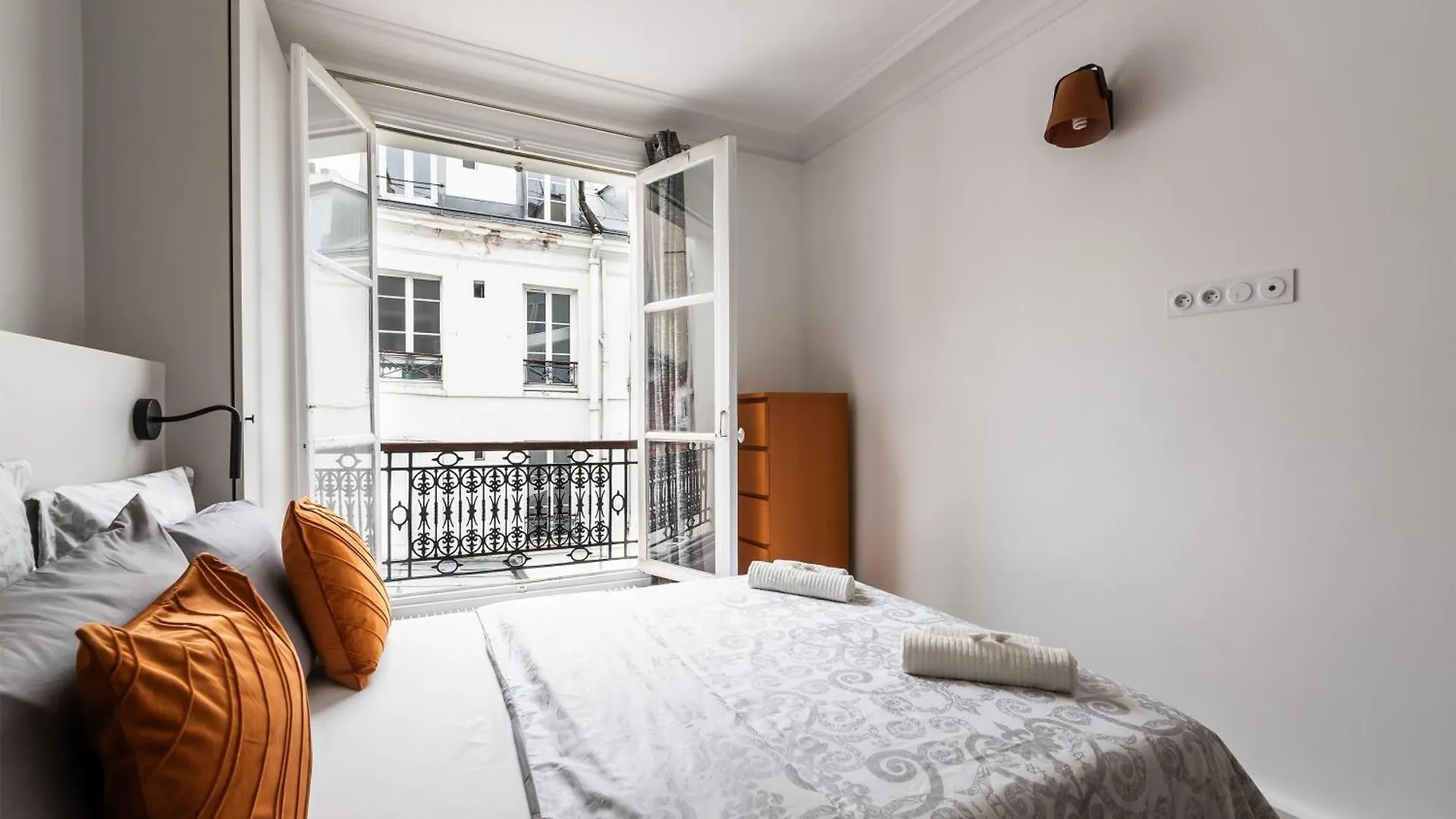 Apartament Le Reflet Parisien - Appt Pour 4 Paryż Francja